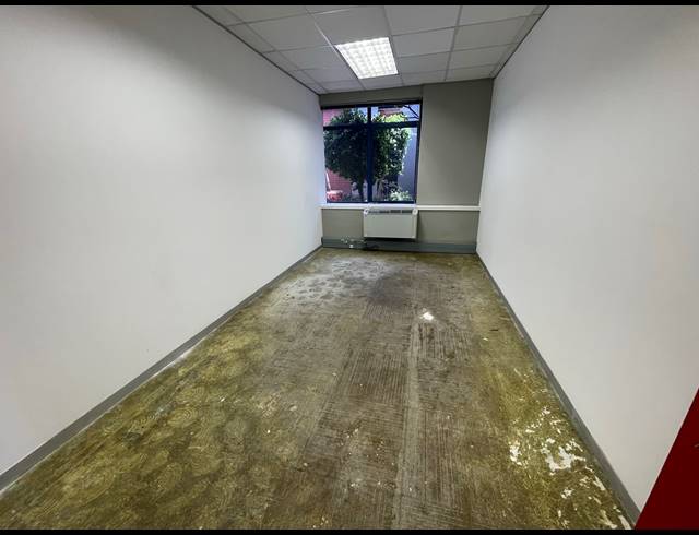 209M² OFFICE TO LET IN ROSEBANK